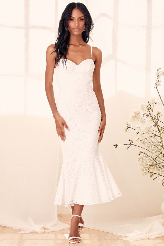 lulus ephemeral lace trumpet gown