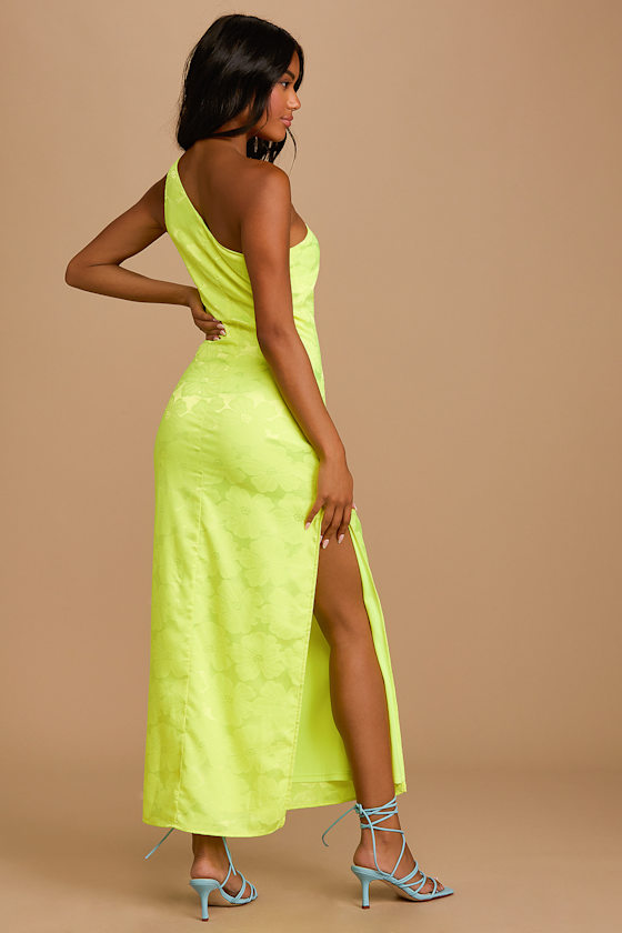 Chasing Desire Yellow Satin Jacquard One-Shoulder Maxi Dress 11