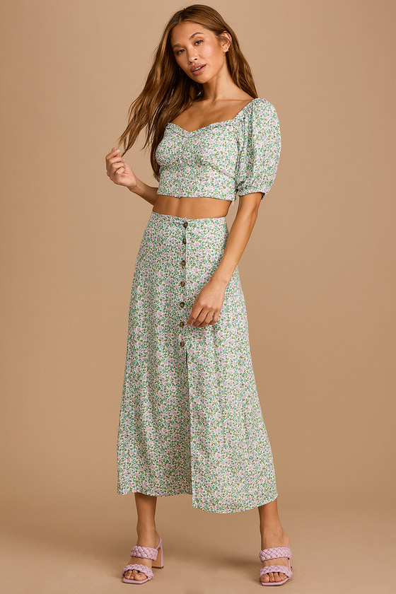 Floral midi skirt with clearance buttons