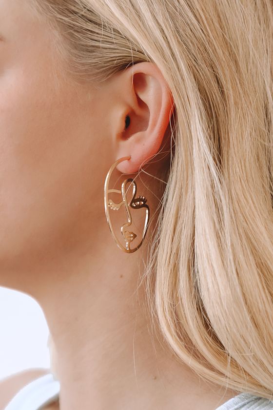 Face to Face Gold Earrings 1
