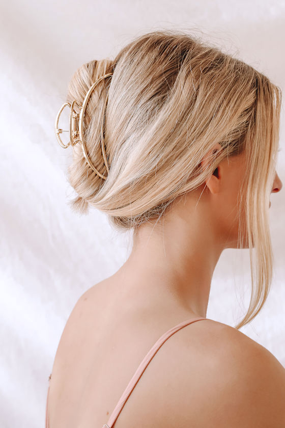 Open To New Ideas Gold Metal Claw Hair Clip 1