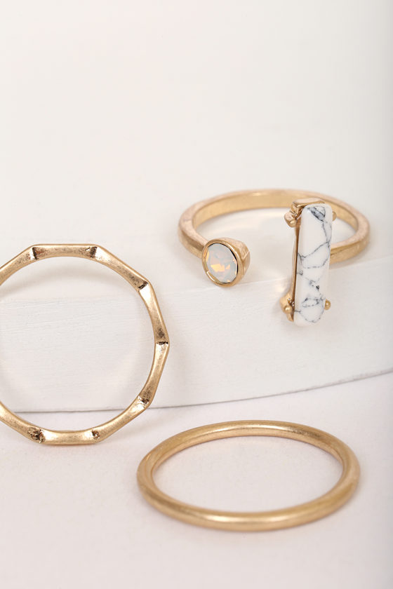 Head in the Clouds Gold and White Ring Set 4