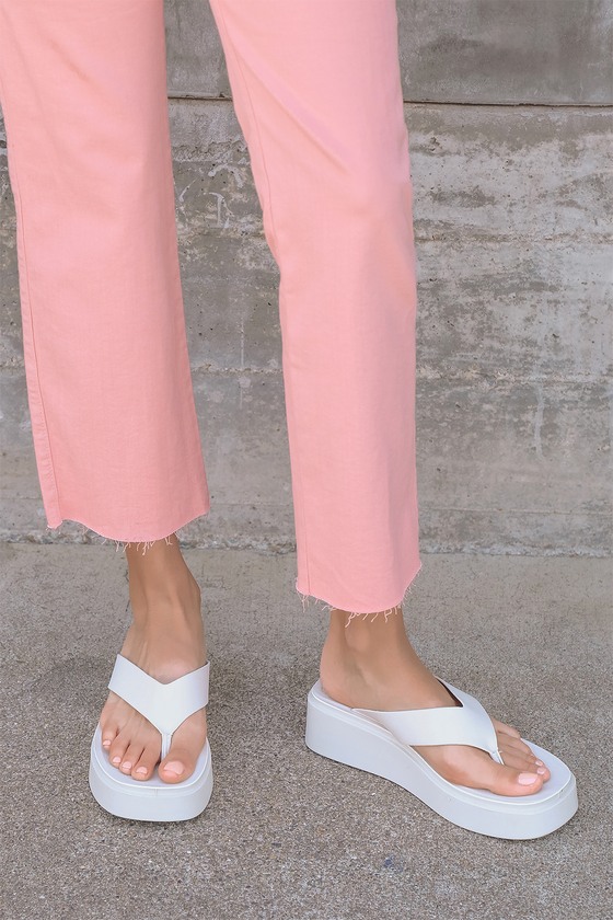 Steve madden platform flip flops deals