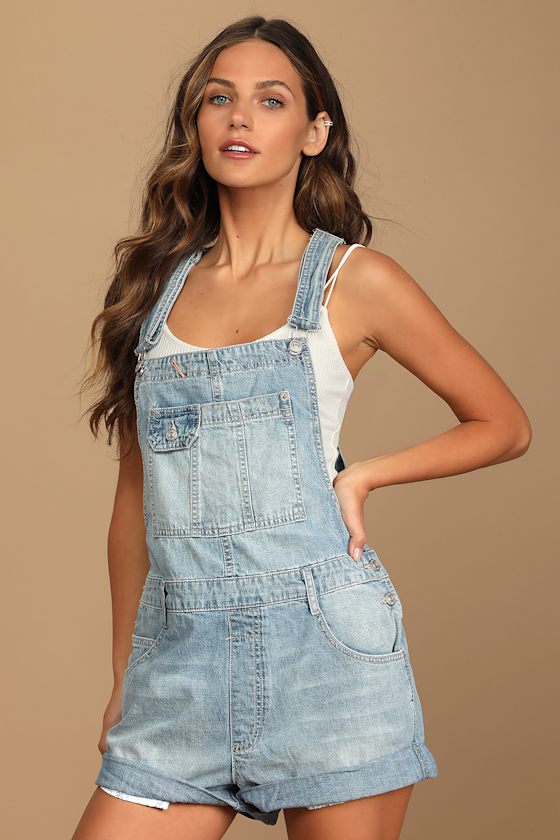 Baggy Light Wash Denim Short Overalls 3
