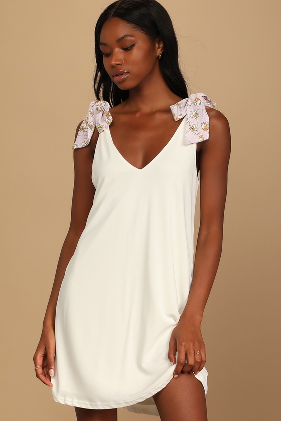 V neck swing dress hotsell