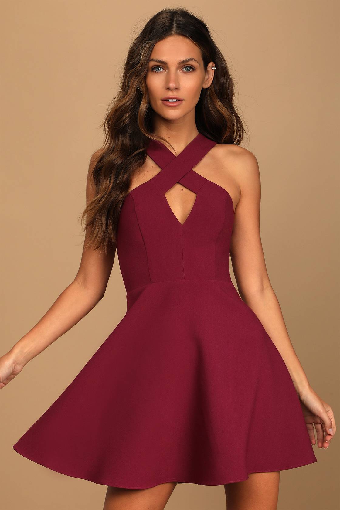 Women Magenta Sweetheart Neck Short Skater Dress