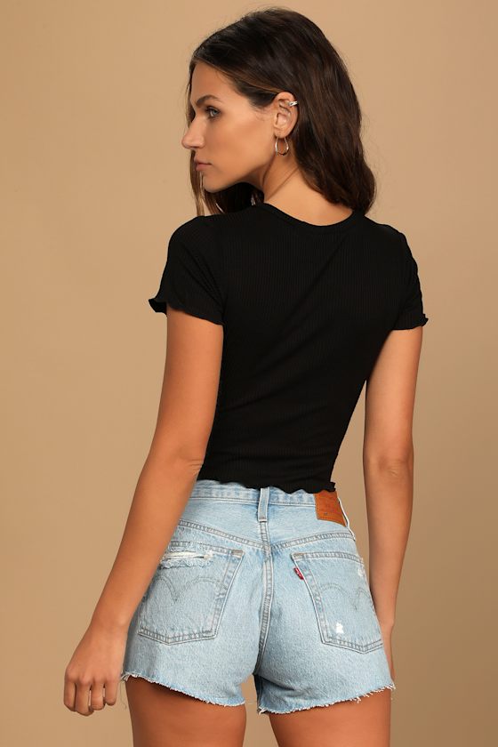 black lettuce edge tee