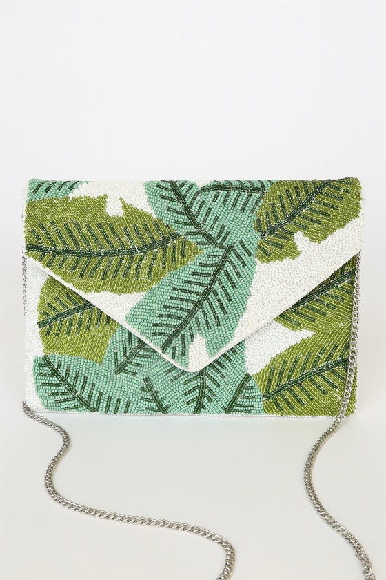 Palm leaf hot sale clutch
