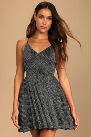 black and silver skater dress Aqua Black & Silver Velvet Floral Stretch Skater Dress XS Retail $88 Price $33