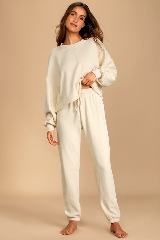 Boat House Cream Cropped Pullover Sweatshirt 12