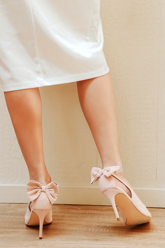 Sarika Blush Suede Pointed-Toe Slingback Bow Pumps