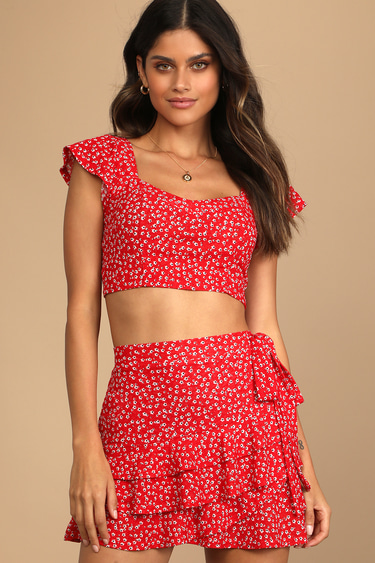 Flourishing Moments Red Floral Print Tie-Back Crop Top