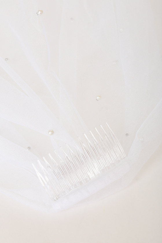 Forever Promise White Tulle Pearl Veil
