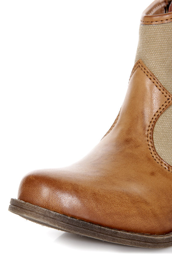 Dirty Laundry Bellestarr Natural Tan TwoTone Cowboy Ankle Boots 73.00