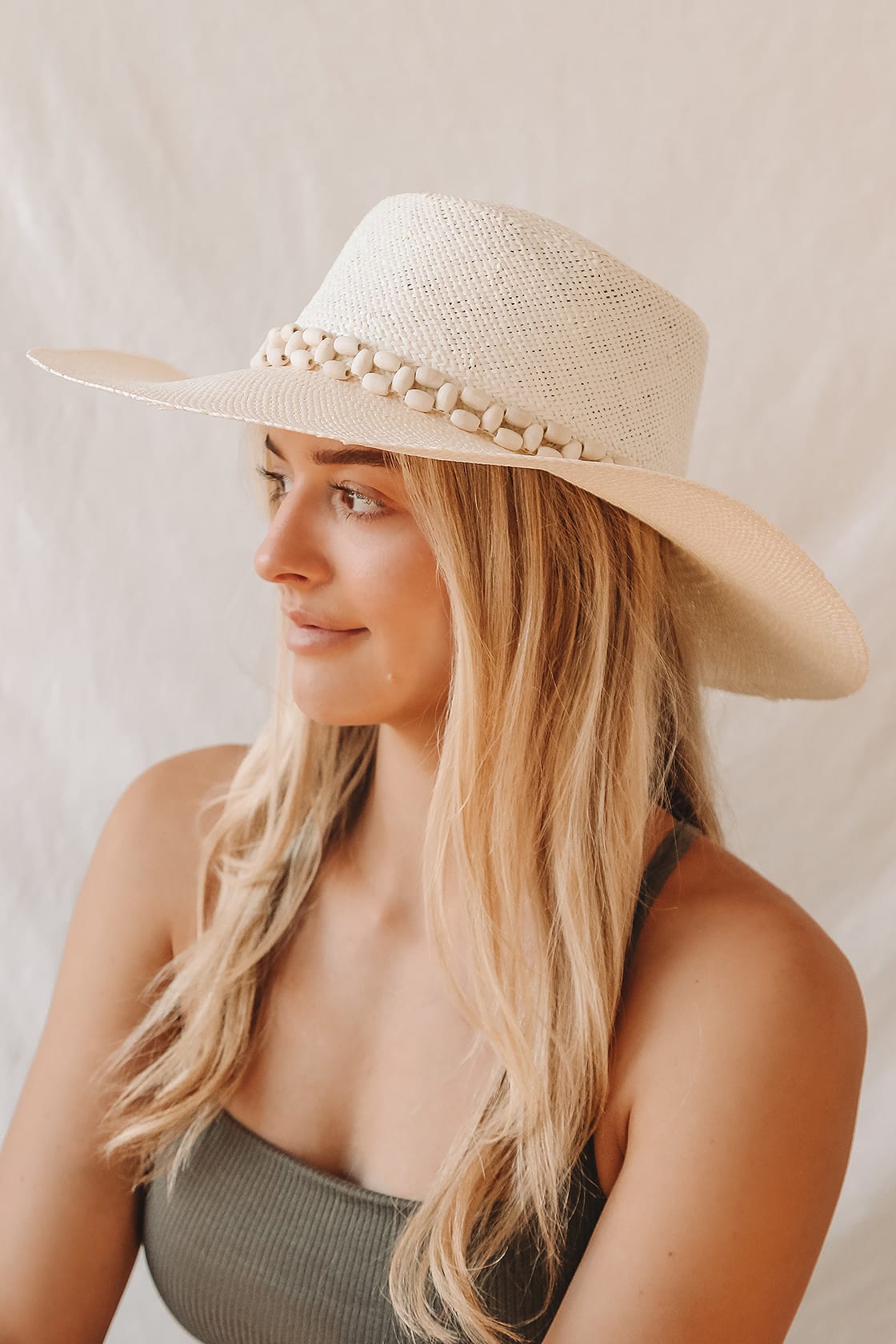 White Broad Brim Hat for Vacation in Greece