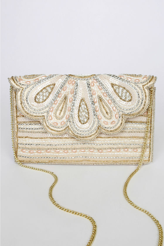 Bring the Radiance Cream Multi Beaded Sequin Clutch 4
