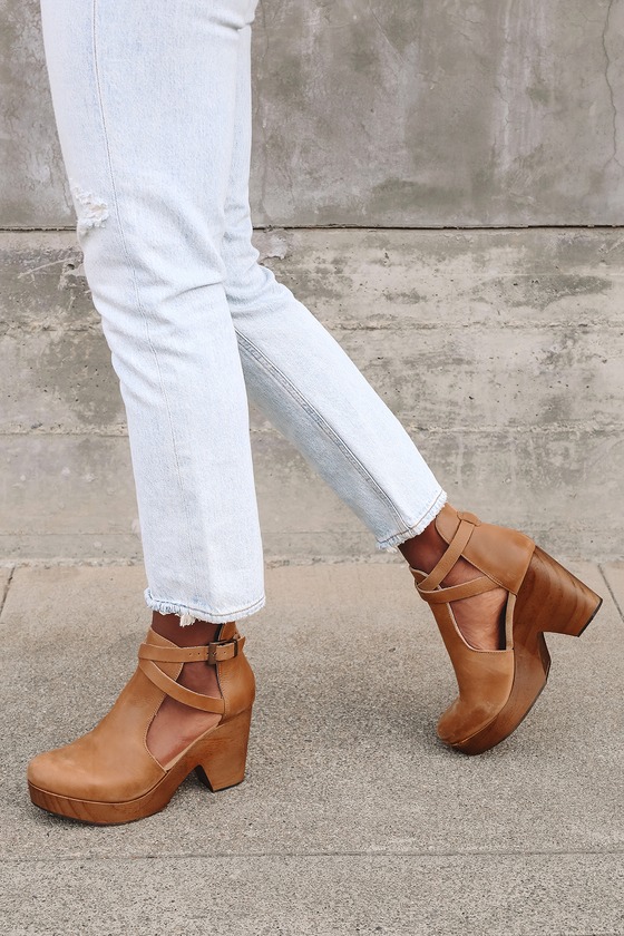 Free People Cedar Clog - Tan Clogs - Leather Clog Boots - Lulus