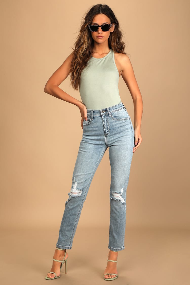 Light Wash Jeans - Distressed Mom Jeans - High-Waisted Jeans - Lulus
