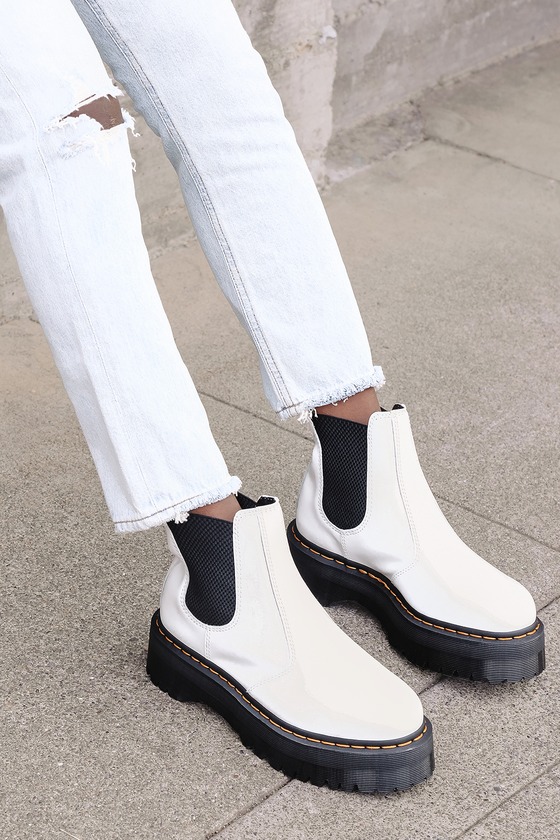 2976 Quad White Smooth Leather Chelsea Boots