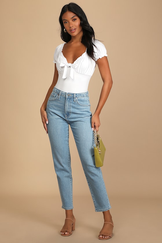 Forever a Classic Light Wash Denim High Rise Mom Jeans 5