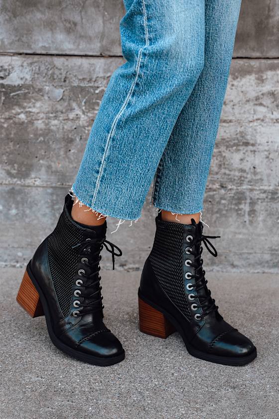 Weaver Black Leather Lace-Up Ankle Boots 1