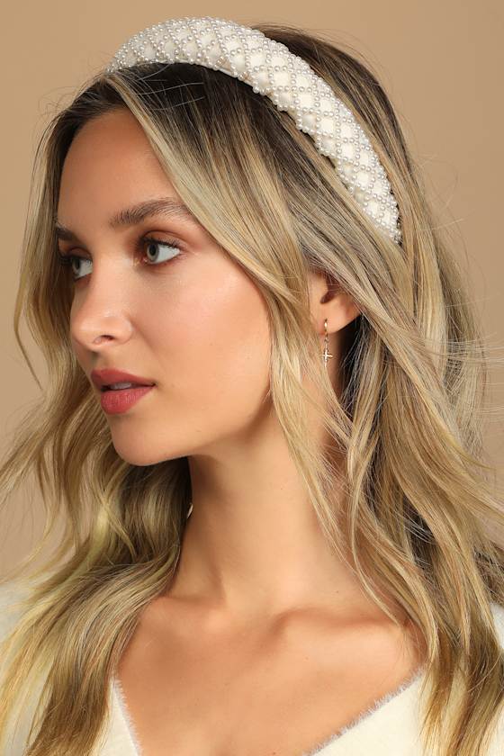 Reign of Romance White Pearl Beaded Headband 1