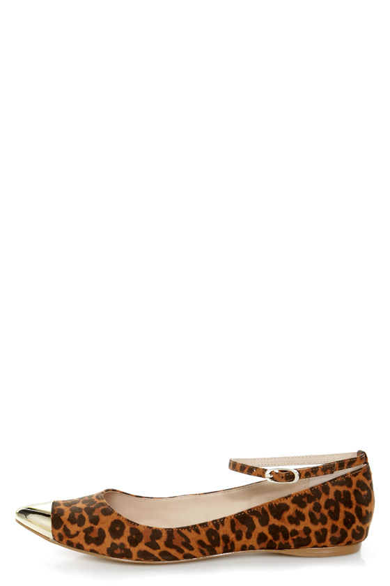 cap toe pointed flats