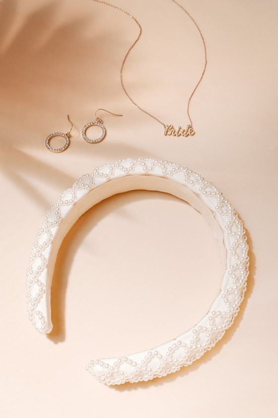 Reign of Romance White Pearl Beaded Headband 5