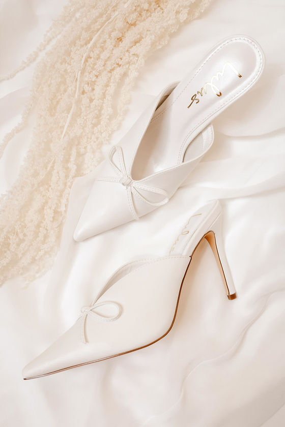 Fletch White Pointed-Toe Mules 6