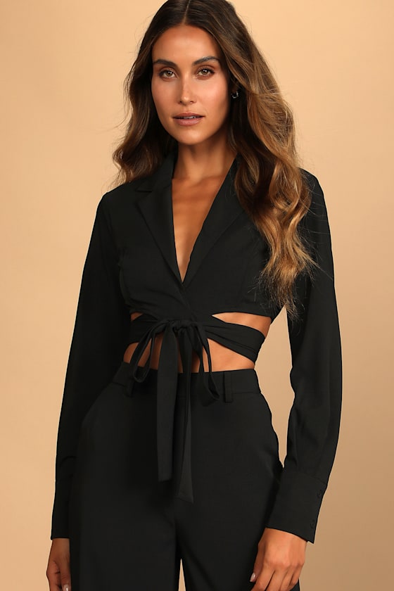 So Get This Black Long Sleeve Tie-Front Crop Top 11