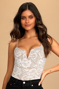 Flirty Touch White Lace-Up Lace Bodysuit