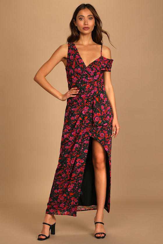 With a Flourish Black Floral Print Off-the-Shoulder Maxi Dress 4