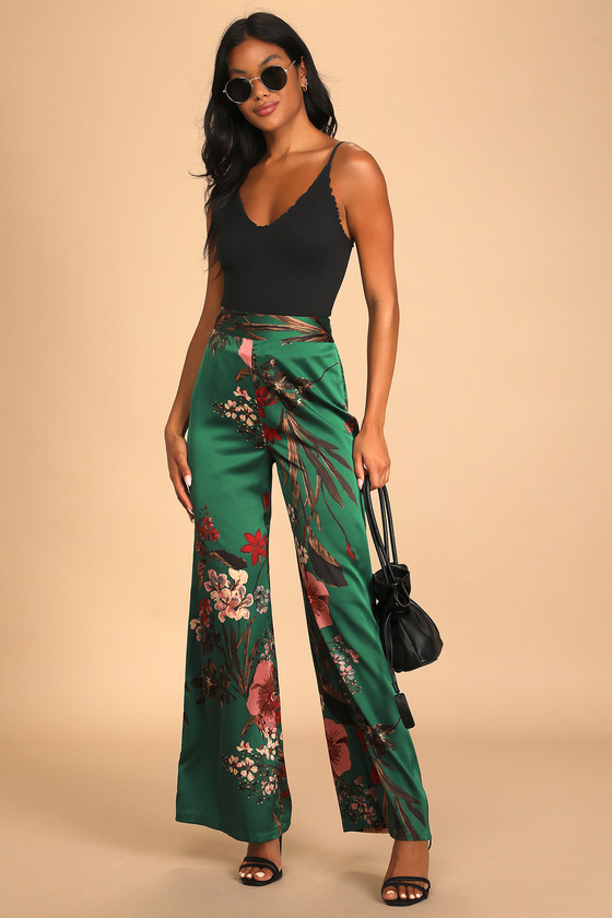 Kristen Retro Flowy Floral Pants