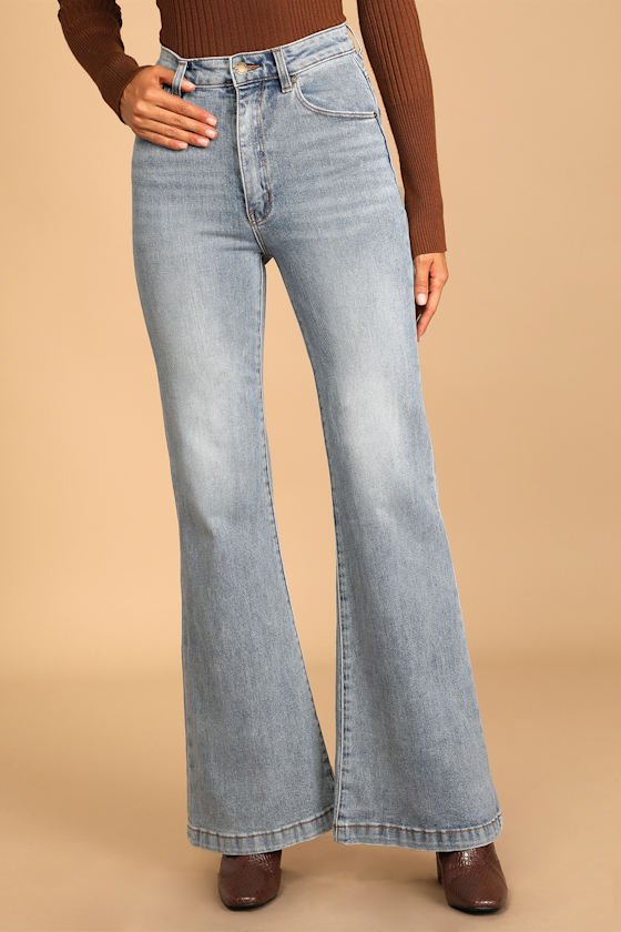 Eastcoast Light Wash High-Rise Flare Jeans 3
