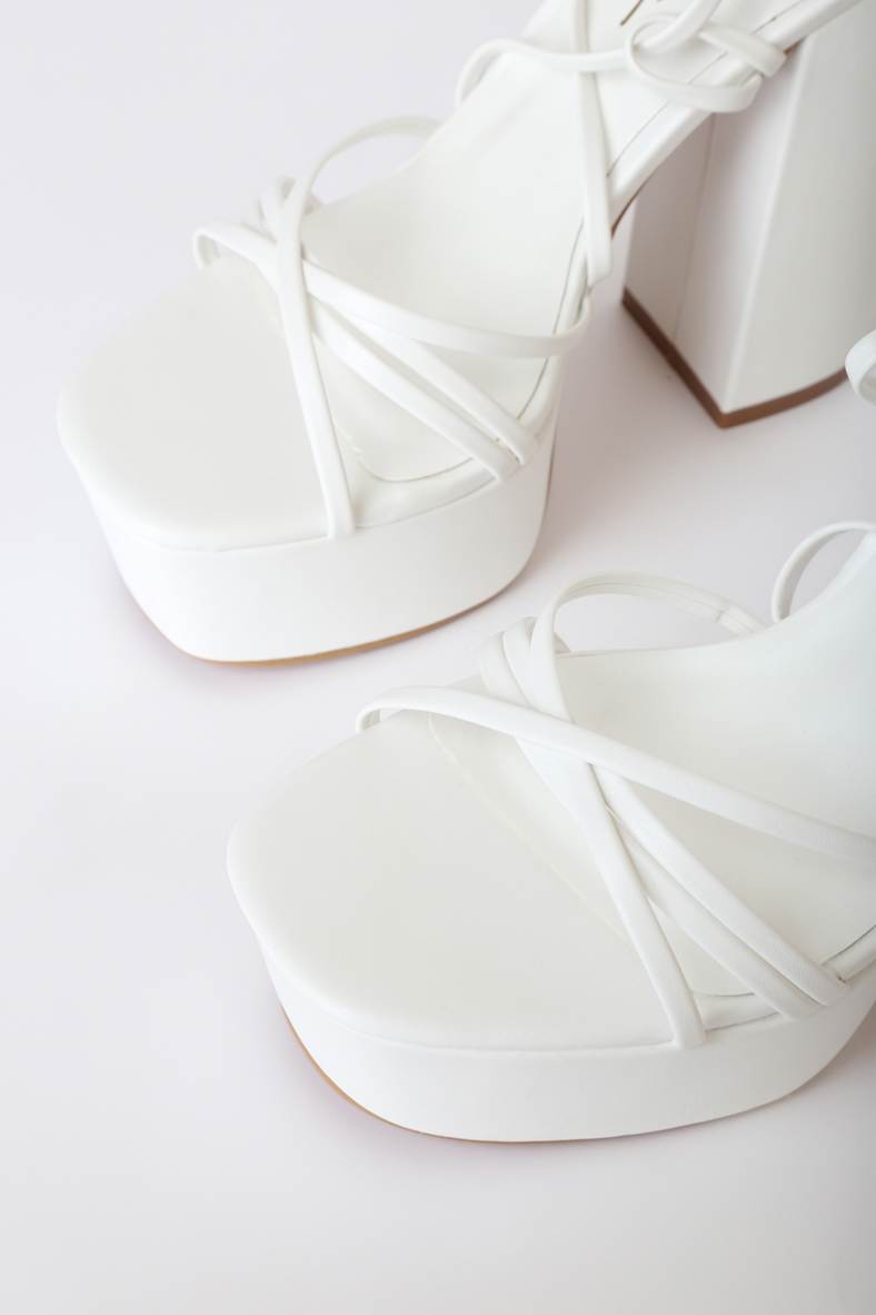 Lugyy White Lace-Up Platform Heels