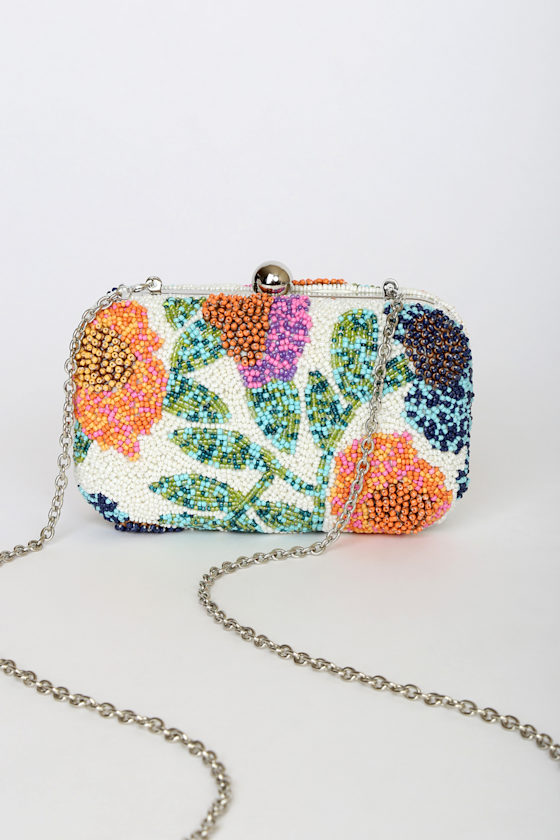 Tour of Blooms White Multi Beaded Clutch 4