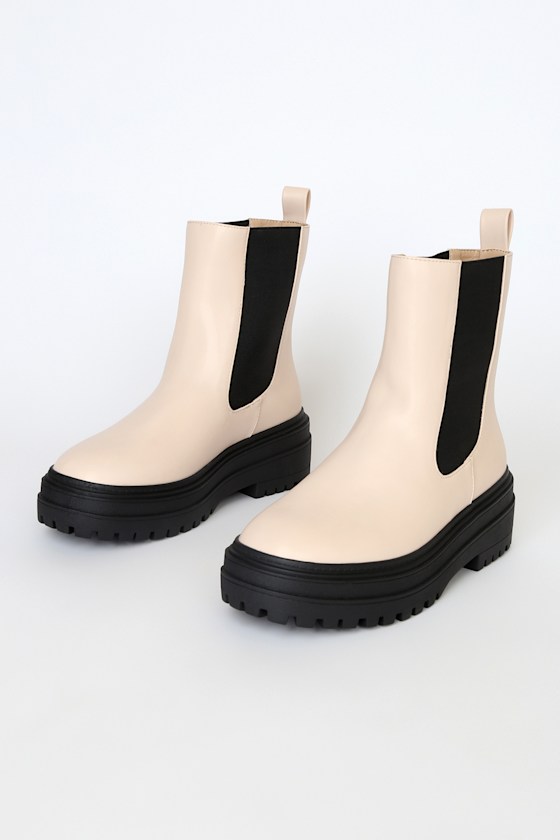 Derrie Light Nude Platform Ankle Boots 3