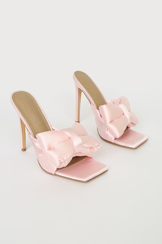 Elegant Pumps On A Pin With A Bow Fuchsia Hettie