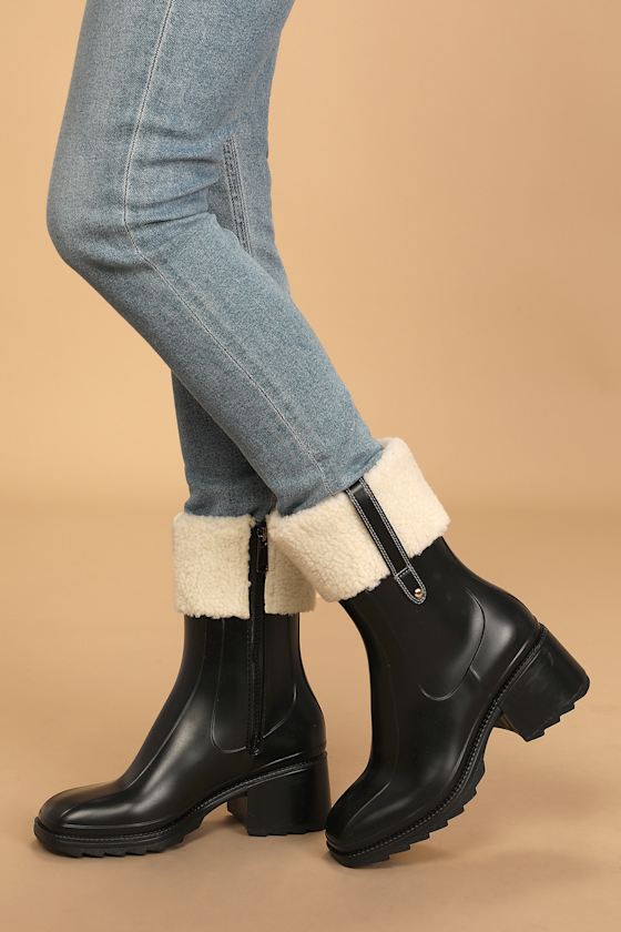 Chayy Black Faux Fur Mid-Calf Boots 1