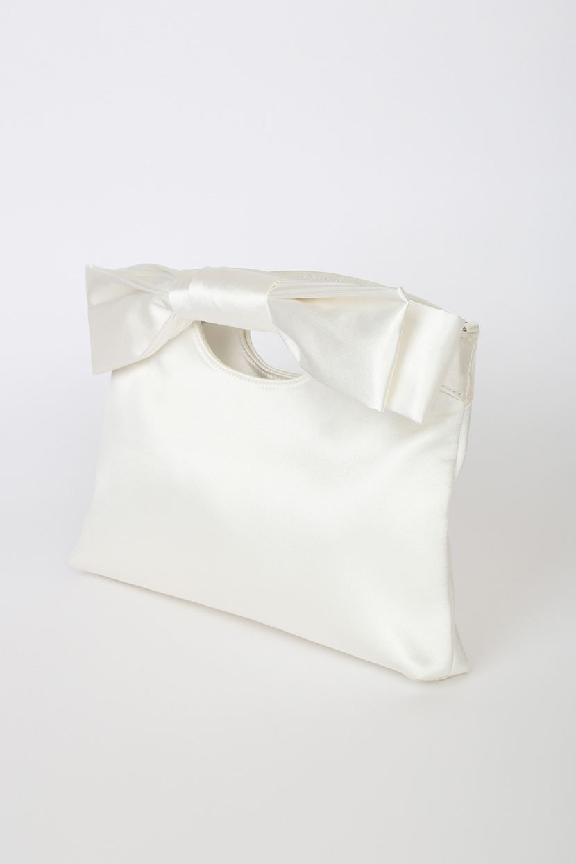 Total Romantic White Satin Bow Clutch