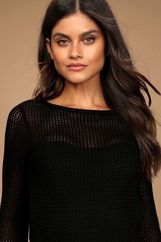 backless black sweater