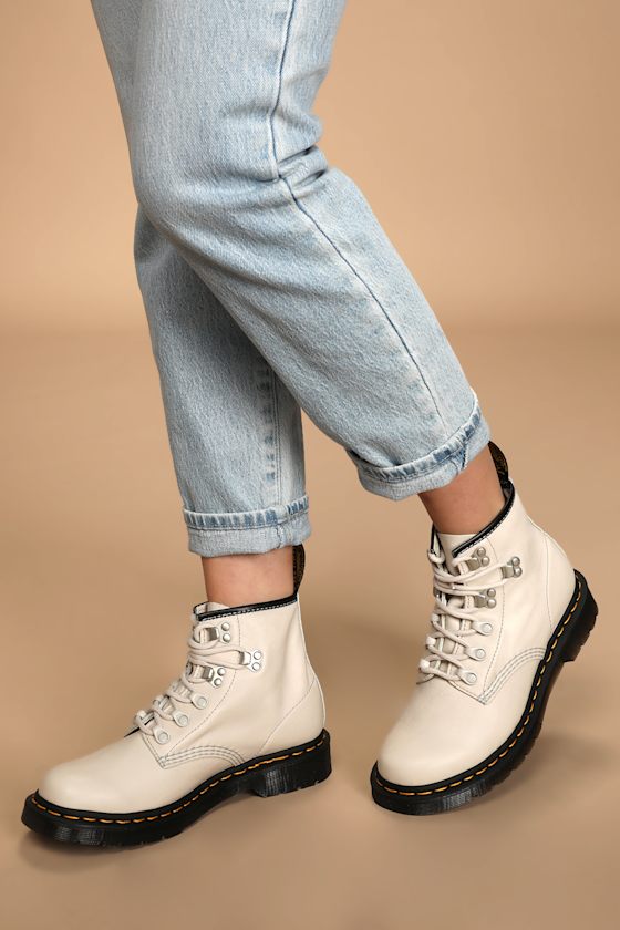 101 Bone Virginia Leather Ankle Boots 1