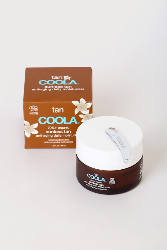 Sunless Tan Anti-Aging Daily Moisturizer 1