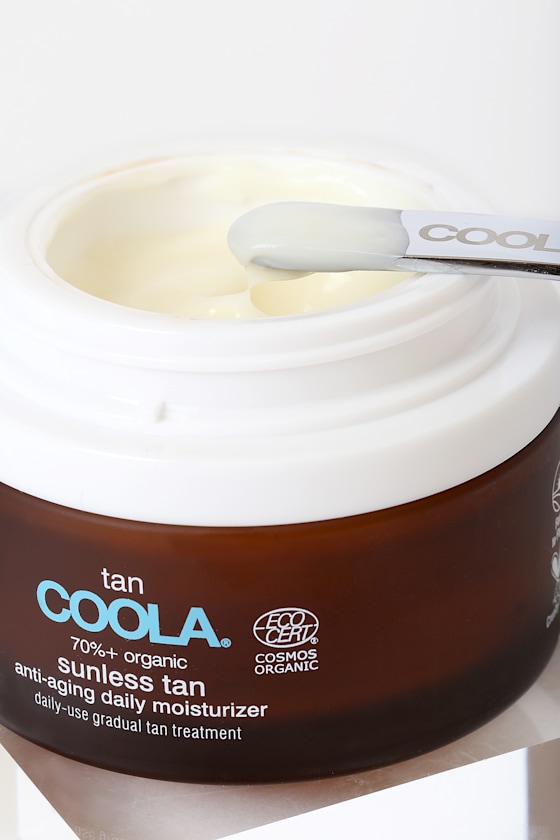Sunless Tan Anti-Aging Daily Moisturizer 2
