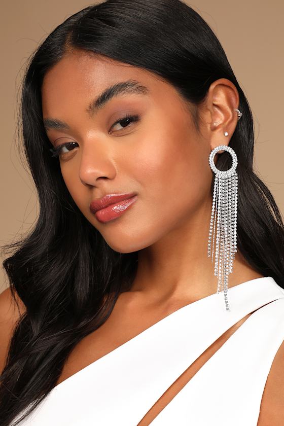 Luxe Moment Silver Rhinestone Fringe Earrings 1