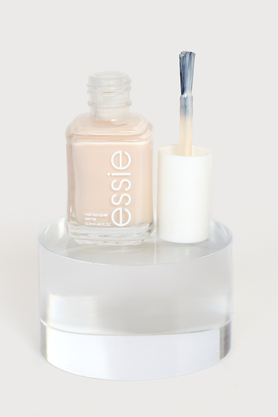 Limo-Scene Ivory Nail Enamel 1