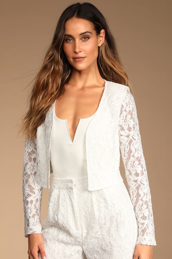 Wondrous Love White Lace Cropped Jacket 3