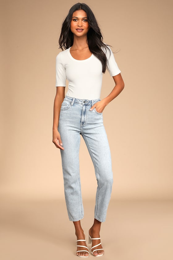 Curated and Classic Light Wash High-Rise Cropped Mom Jeans 5