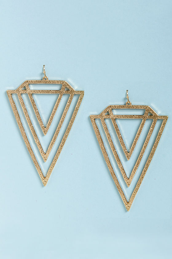 V Totaler Gold Triangle Earrings