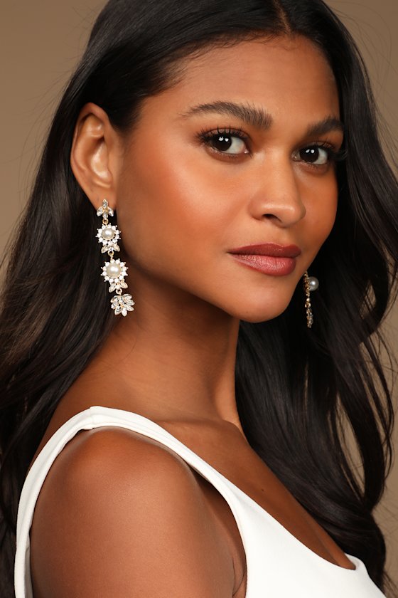 Ready To Be Regal Gold Pearl and Rhinestone Drop Earrings 3
